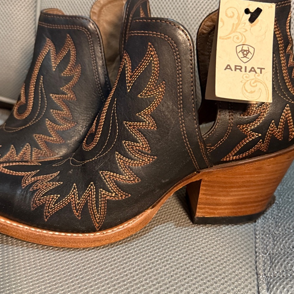 Ariat Dixon X Toe Western Boots size 10 NWT - Picture 2 of 10